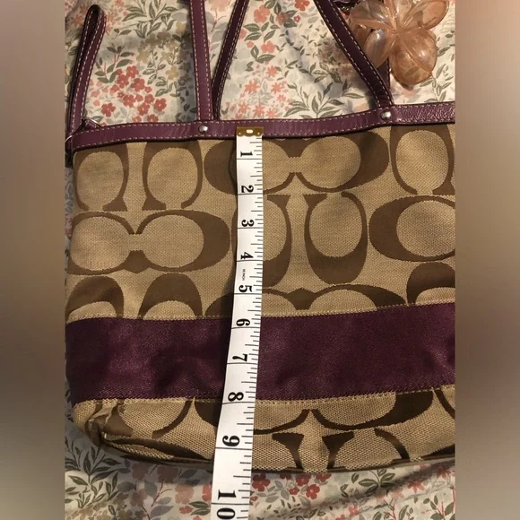 Y2K Coach Purple and Tan Women's Tote bag - Picture 13 of 15